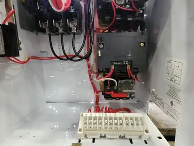 NEW SQUARE D MODEL 6
