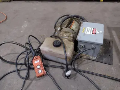 USED ECONO LIFT S1-24-40