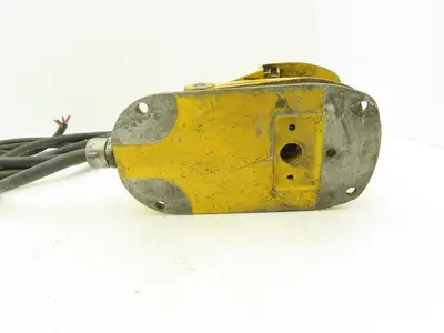 Square D 9002 Foot Pedal Operator Switch Control Sheild & Base 600VAC