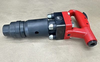 NEW Universal Tool UT8651