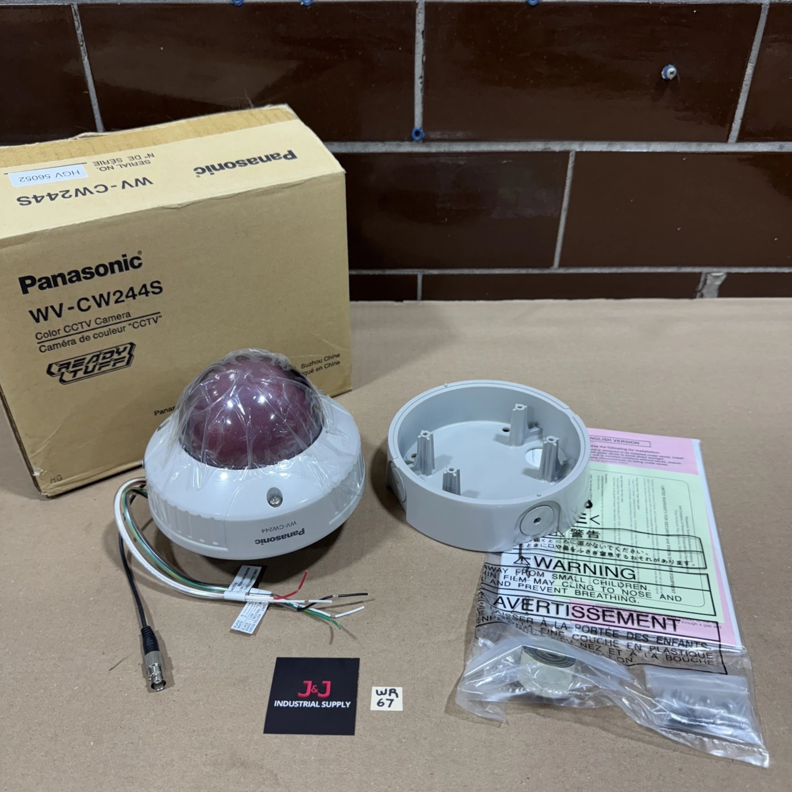 NEW Panasonic WV-CW244S