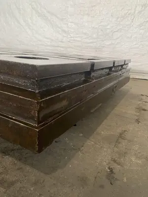 60" X 120" X 10" T-SLOTTED FLOOR PLATE. STOCK # 0416323
