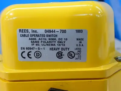 USED REES 04944700