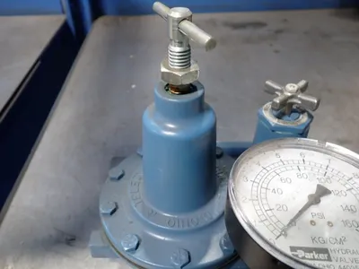Parker Hydraulic Pressure Regulator W/ Valve