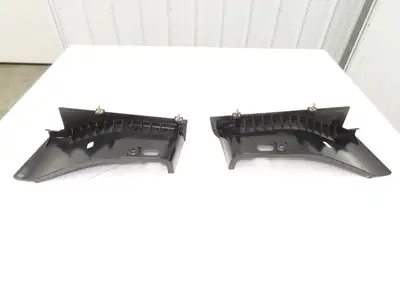Linde Forklift Step Toe kick Plastic Shroud Set Removed From E20C