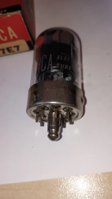 USED RCA 7E7 electron tube