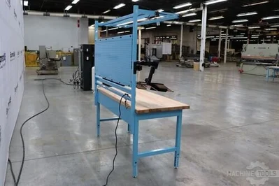 USED PROLINE Work Benches