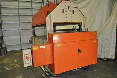 USED 1999 BRADBURY 80 TON PRESS