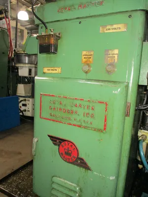 1980 ROYAL MASTER TG12X4 Centerless Grinders | Tight Tolerance Machinery (10)