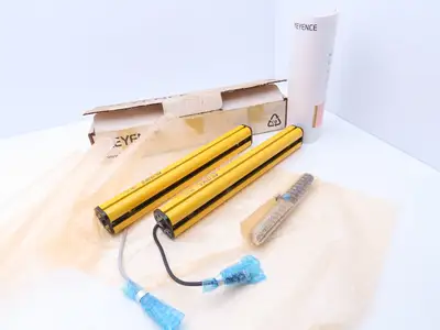 Keyence SL-C20HM Safety Light Curtain Set 425mm Protection Zone 20 Beam 24VDC