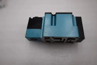 NEW MAC 6211C-000-PM-502DA W/ PME-502DA SOLENOID VALVE 6200 SERIES #H1398A