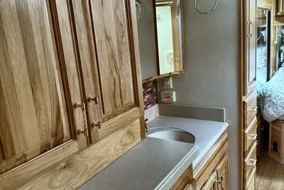 Used 2002 AIRSTREAM LAND YACHT XL396 Campers, Caravans, Motorhomes Kentucky US | Proxy Equipment #1385122