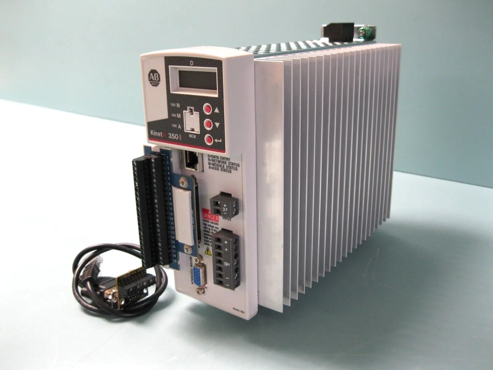 USED Allen Bradley 2097-V32PR4-LM