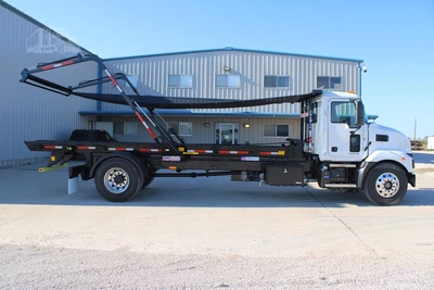 New | in-Stock 2025 MACK MD6 Rolloff Trucks Texas US | Roll Off Truck World #1491916