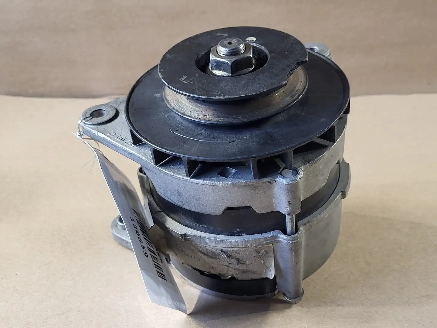 Alternator 2871A165, 12V, 70A