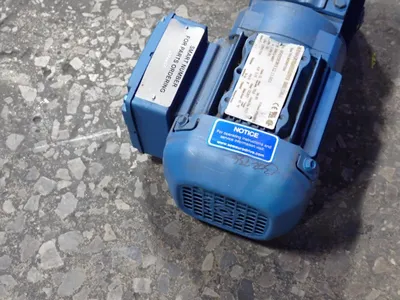 USED SEW EURODRIVE WA30DRS7154