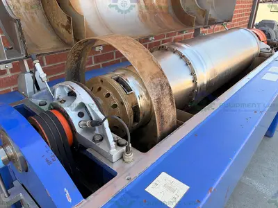 Used ALFA LAVAL NX3651B-31G DECANTER CENTRIFUGE 4200 RPM W/ OPERATOR PANEL Centrifuges California US | Equipment Lab #1482176