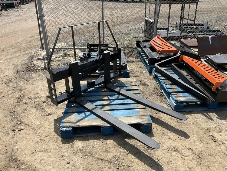 Used WOLVERINE THFF46 3-POINT PALLET FORK 48” Pallet Forks Michigan US | Miedema Asset Management Group #1468709