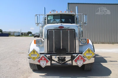 Used 2012 PETERBILT 367 Vacuum Truck Texas US | Roll Off Truck World #1491929