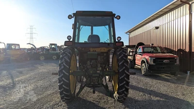 USED 1979 JOHN DEERE 4240