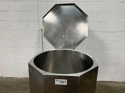 215L Octagonal Jacketed Balance Tank