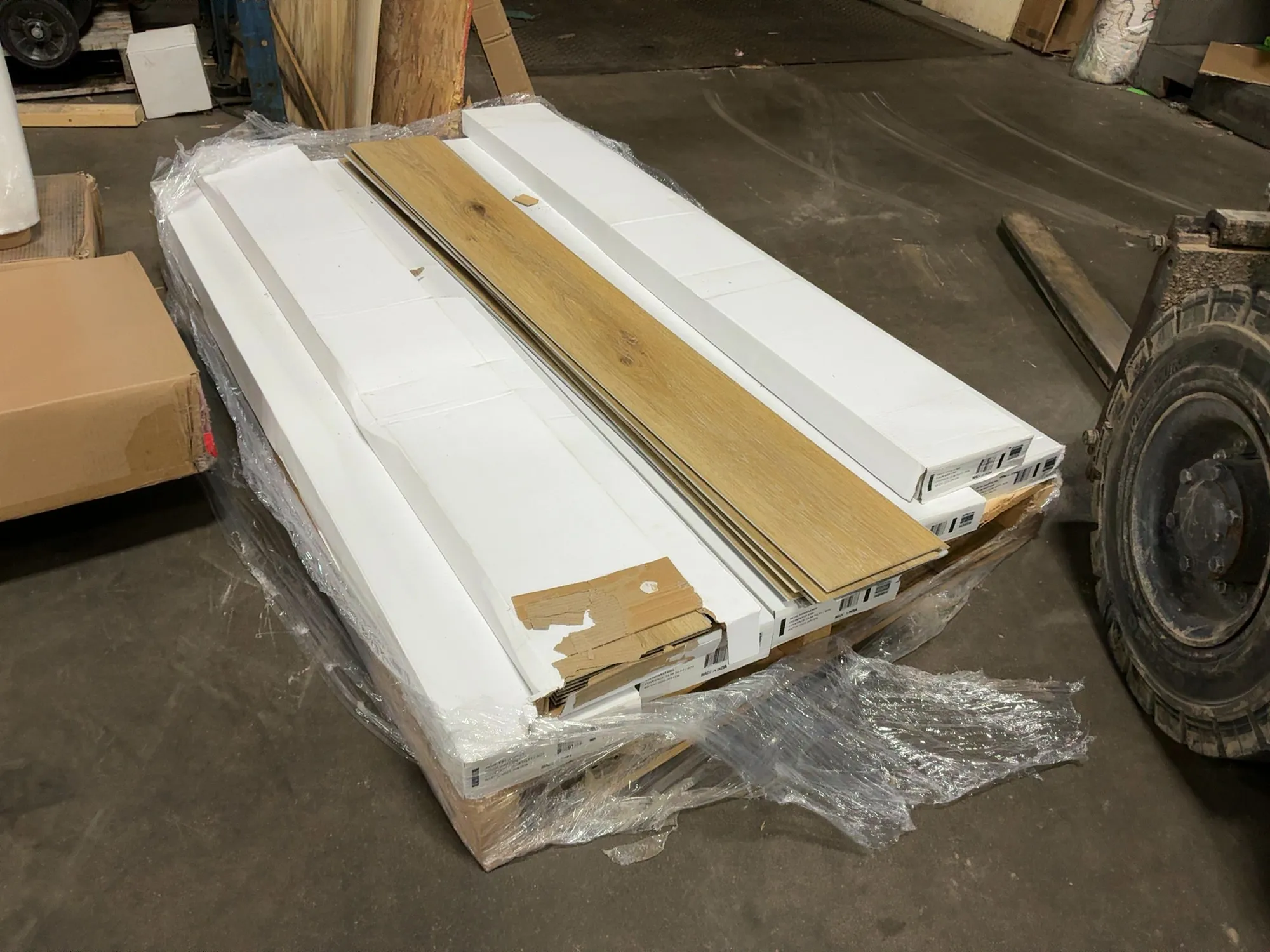 Used _UNKNOWN_ _UNKNOWN_ Flooring, Windows, and Doors Michigan US | Miedema Asset Management Group #1424787