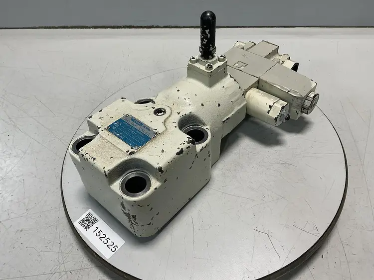Used VICKERS TCG50-10-FEV-P7-H-13-S158 Valves/Fittings Michigan US | Ideal Machinery #962873