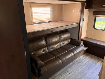 Used 2018 CHEROKEE GREY WOLF 27DBS Campers, Caravans, Motorhomes Michigan US | Miedema Asset Management Group #1437137