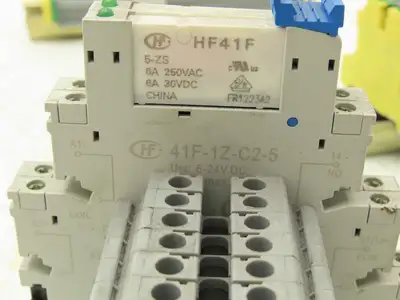 Connectwell Hongfa 41F-1Z-C2-5 Terminal Block Relay base D Rail Mixed Lot of 78