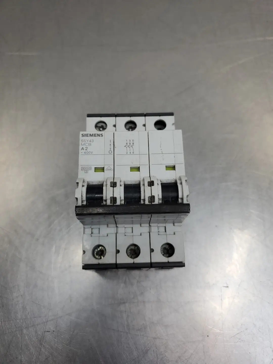 USED Siemens 5SY4302-8 MCB Circuit Breaker, 3P, 2A, 400VAC