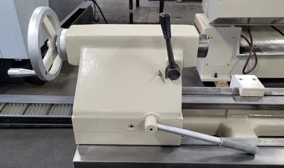 VICTOR 2080G Lathes, Gap Bed | Machinery Central (19)
