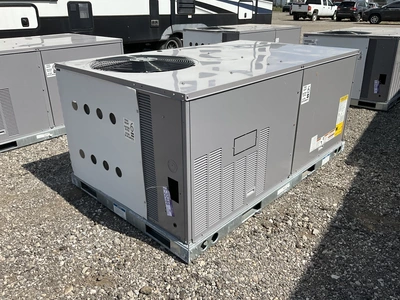 Used BRYANT 559KE06A000A3A0AC, 5 TON Air Conditioning Equipment Michigan US | Miedema Asset Management Group #1330127