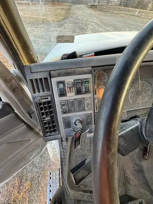 Used 2004 FREIGHTLINER FL112 Mobile Cranes Oklahoma US | Proxy Equipment #1381811