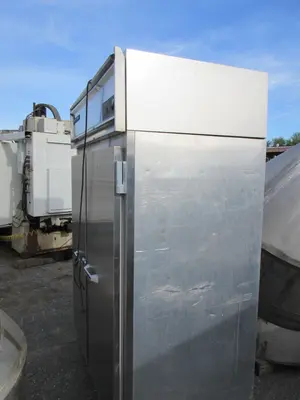 Victory 2-door commercial refrigerator