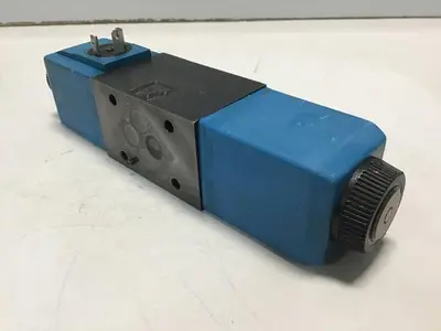 USED VICKERS DG4V-3-6C-M-U-H7-60