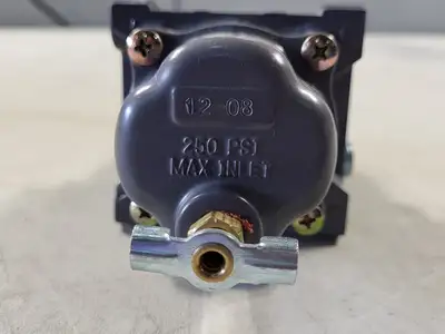 NEW FISHER 67CFR-601TB