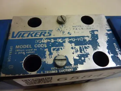 USED VICKERS DG4V36CMUH760