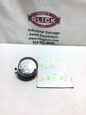 Dwyer 008C Magnehelic Differential Pressure Gauge