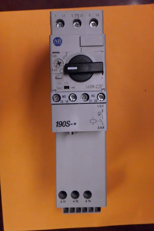 Used Allen-Bradley 140M-C2E-B10  SER B WITH 100-C09D*10 Ser A PLC Processors Arizona US | ASSET CONVERSION SPECIALISTS, INC. #311019