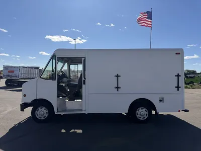 Used 2006 FORD UTILIMASTER STEP VAN Box trucks Minnesota US | Carco Truck & Equipment #1513934