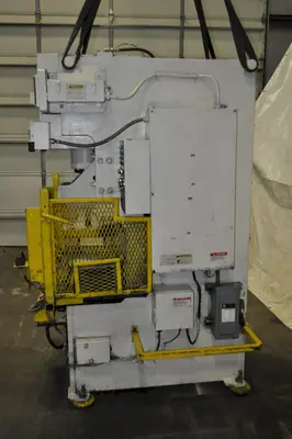 USED 2005 KOMATSU OBS 45-33