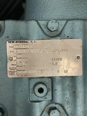 New | in-Stock SEW-EURODRIVE R87AM213 Speed Reducers | Surplus Asset Holdings #1205373