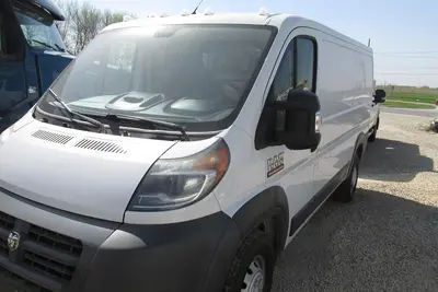 Used 2014 RAM PROSTAR 2500 Vans Manitoba CA | Conquest Truck & Auto Sales #1421369