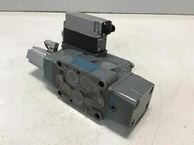 USED BOSCH 0 811 404 614