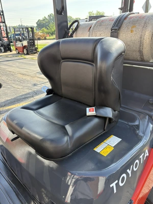 USED 2019 TOYOTA 8FGCU32