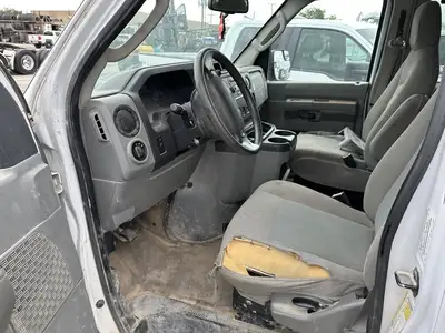 Used 2013 FORD E350 Vans Texas US | MCO Truck & Equipment #1513772