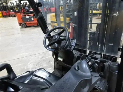 USED 2020 YALE GLC080