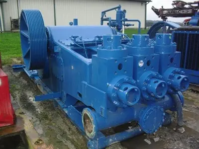 Used IDECO T-1000 TRIPLEX MUD PUMP Piston Pumps Pennsylvania US | East West Machinery & Drilling #1416171