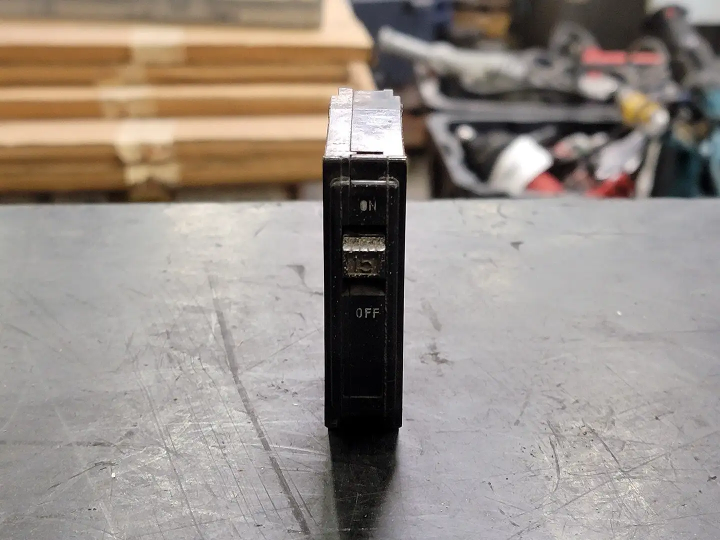 USED SQUARE D QO115