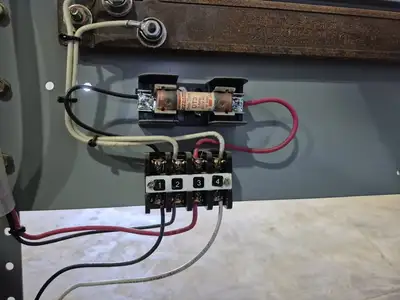 Double Fused Interrupter Switch 5 kV, 4160 Volts & Conduit Cabinet